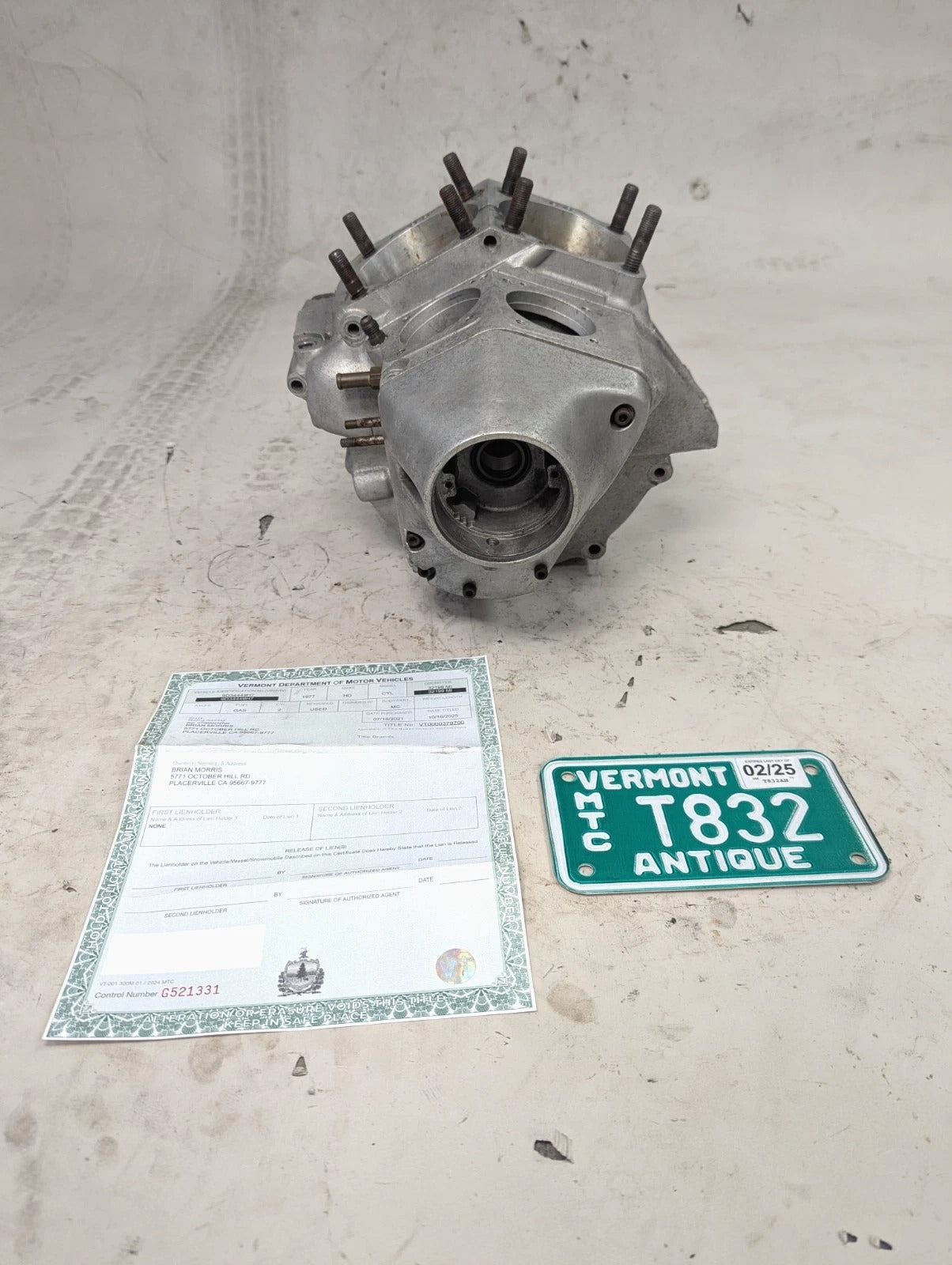 Titled 1977 OEM Harley Shovelhead Engine Cases FLH FX Big Twin 74"