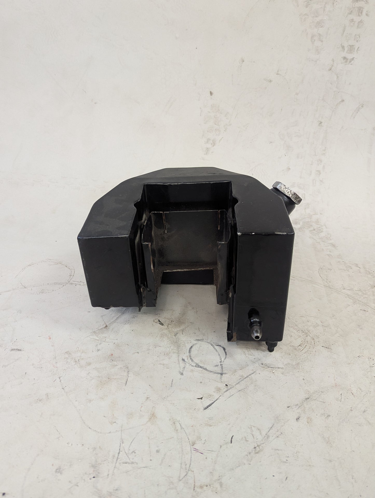 Black Coffin Horseshoe Oil Tank