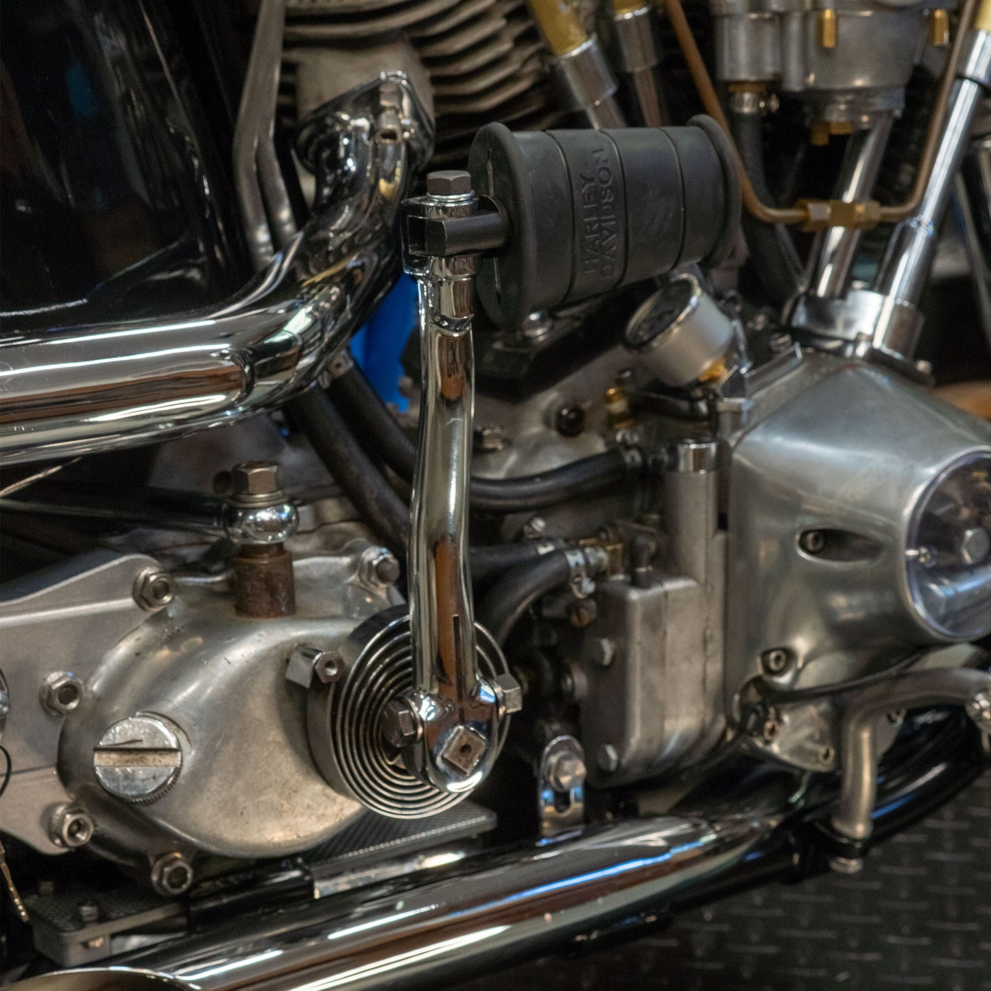 Tight Offset Chrome Kicker Arm