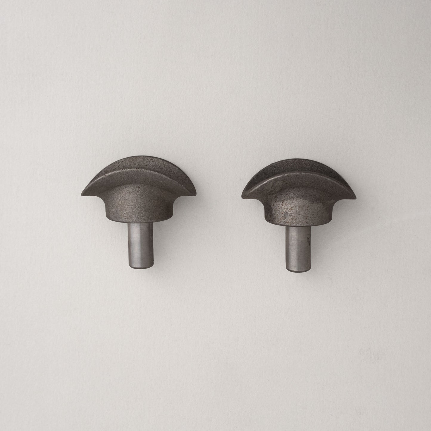 Cast Solo Seat Spring Perch Set