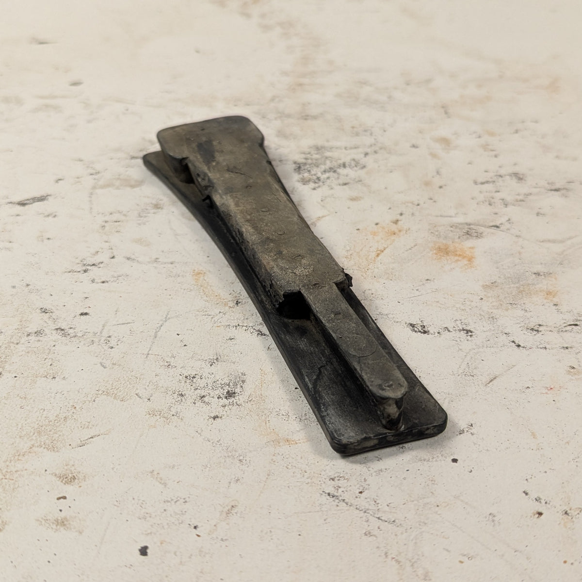 Split Tank Rubber Gap Filler