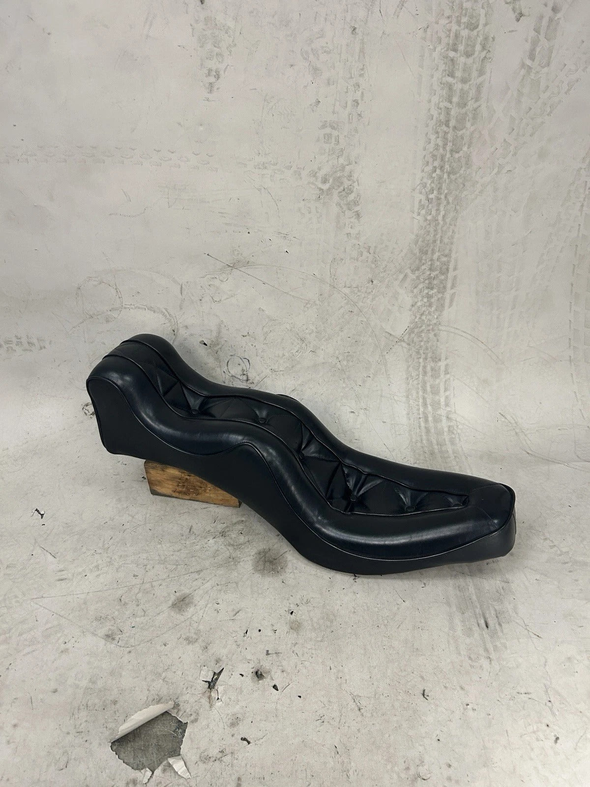 Harley Davidson Drag Specialties Chopper Seat
