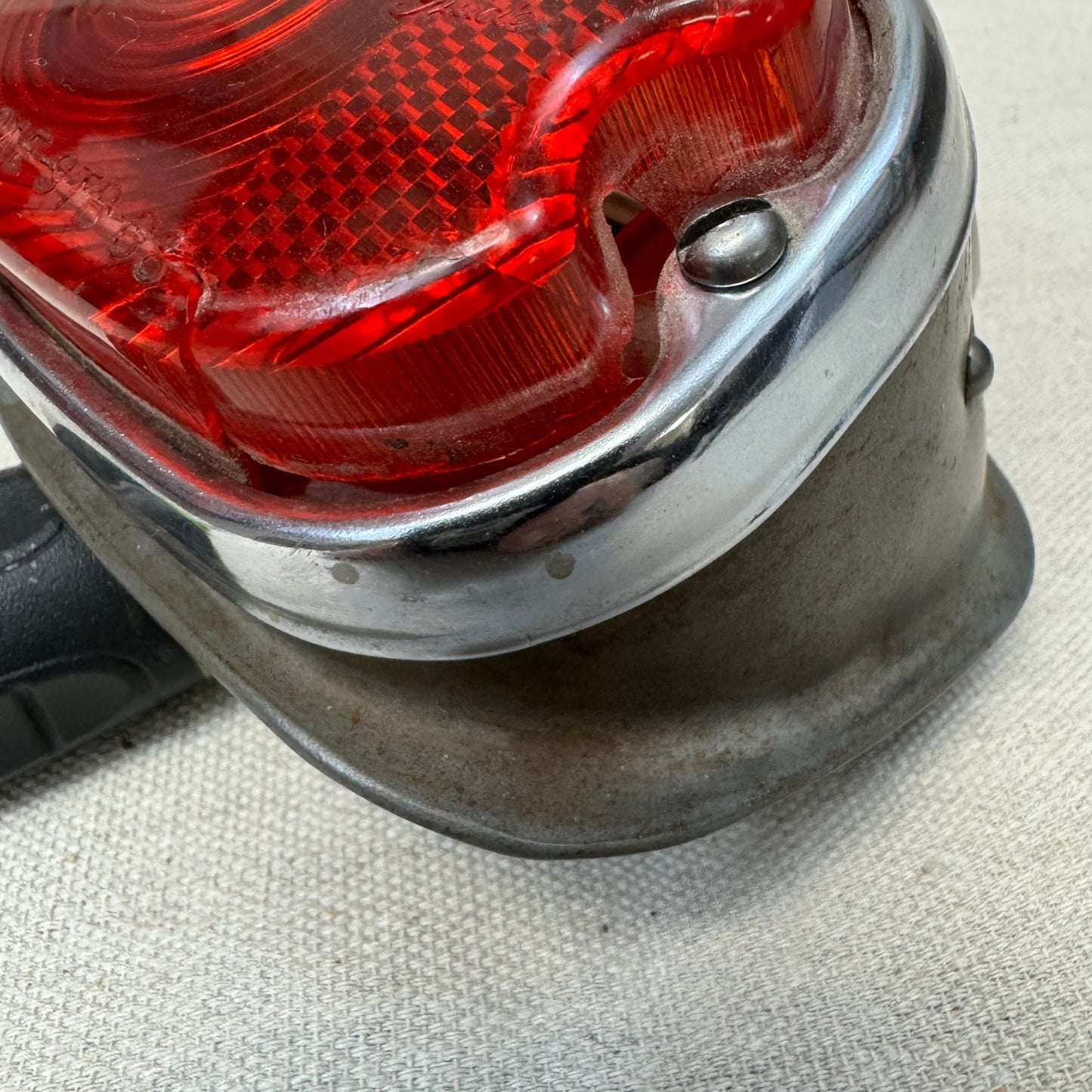 Harley Davidson OEM Guide 97 R68 Taillight