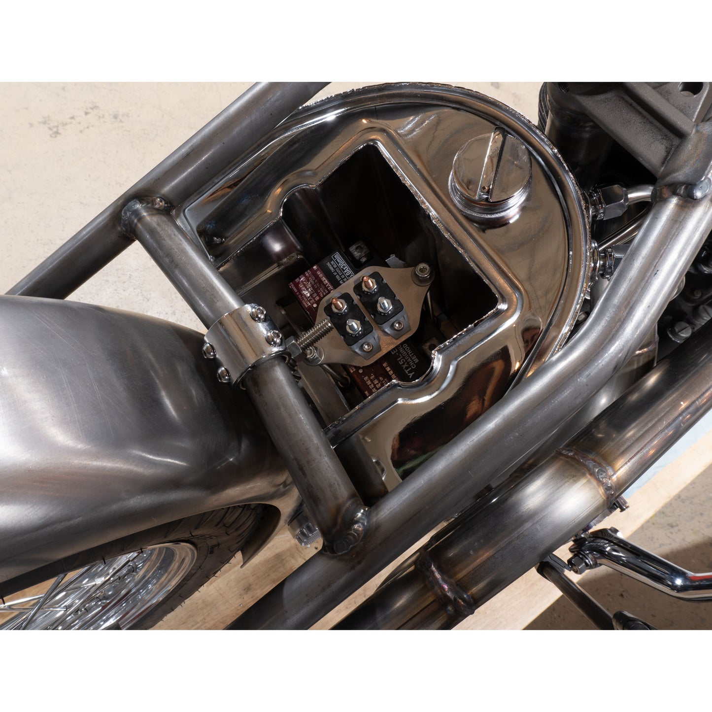 Horseshoe Battery Tray - For Horseshoe Oil Tanks