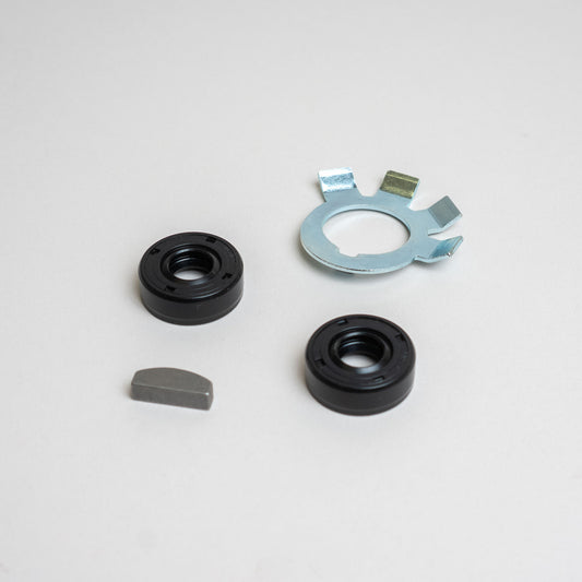 Clutch Hub Nut Seal Kit For 4 Speed Transmissions