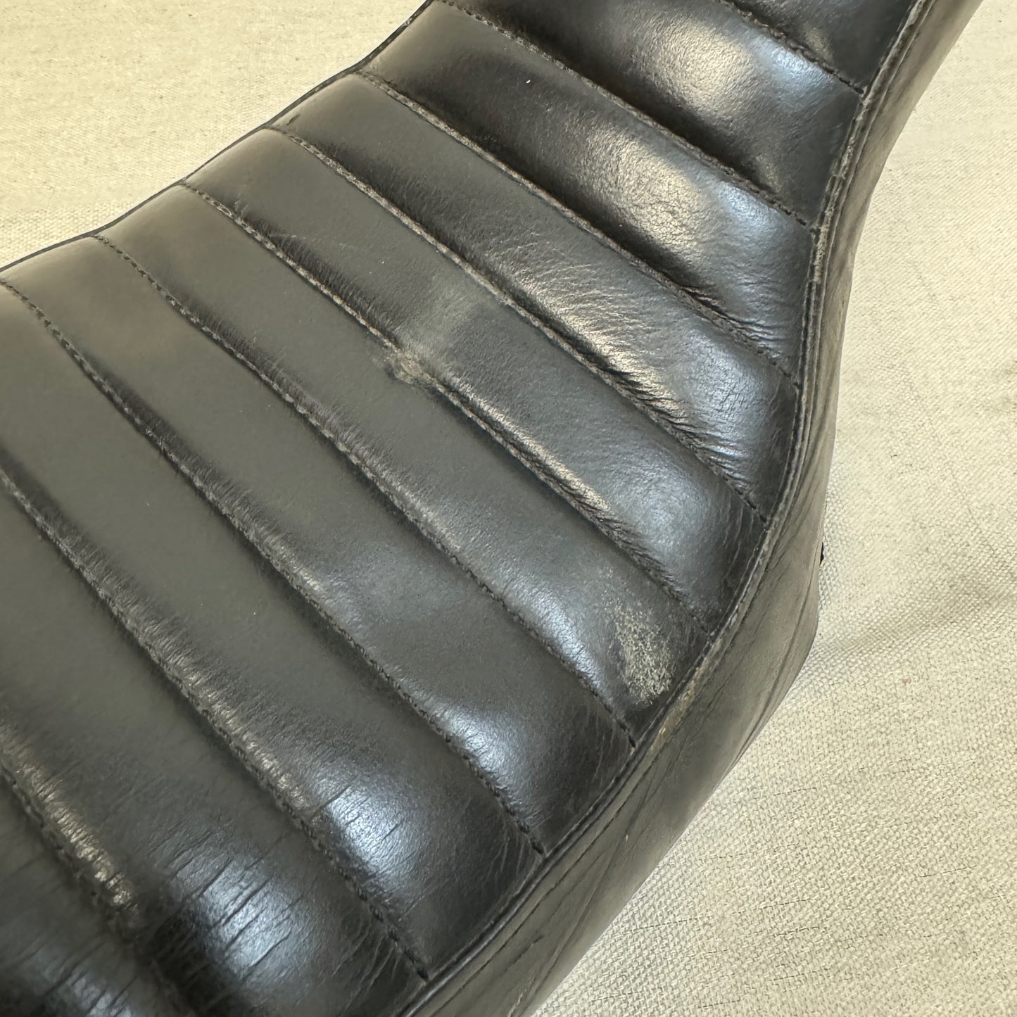 Ridged 2 Up Chopper Seat - Tuck & Roll
