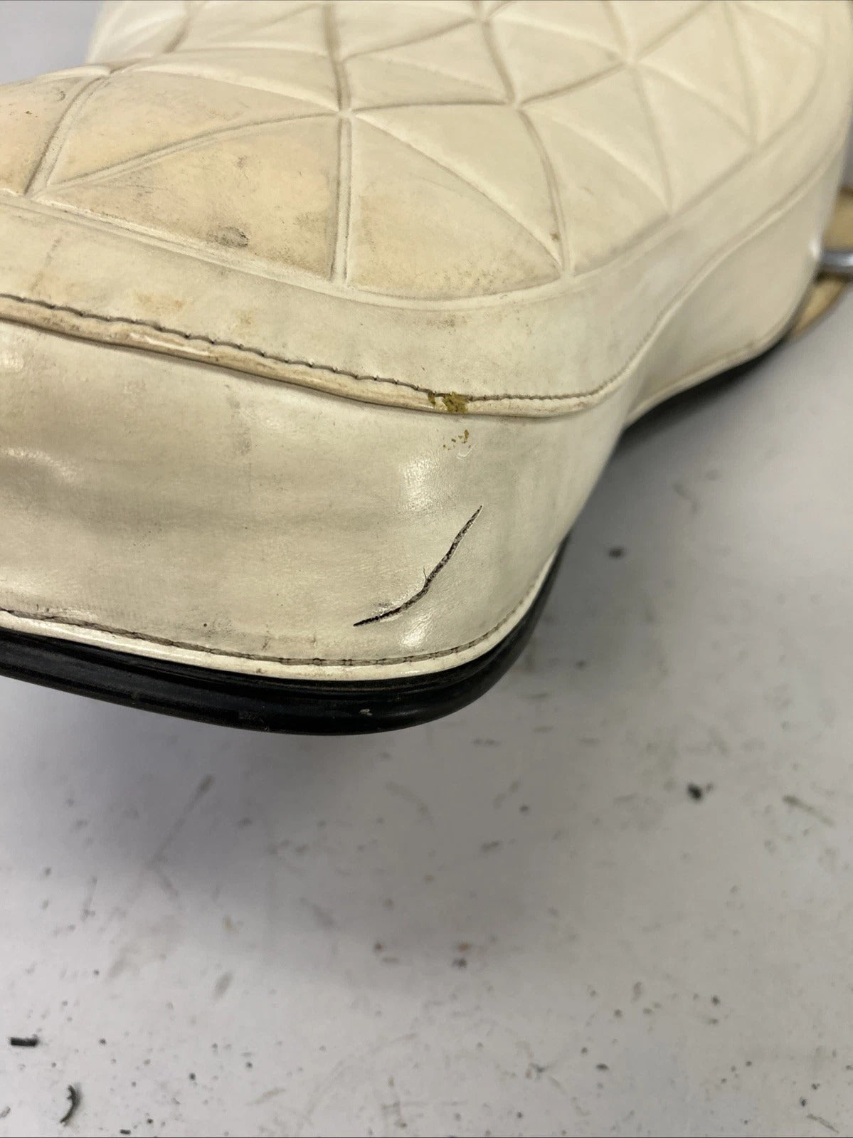 Harley Vintage White Buddy Seat