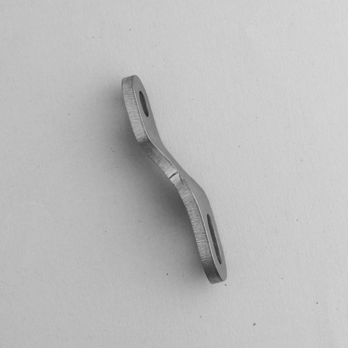 Horseshoe Oil Tank Dog Bone Bracket – Stainless