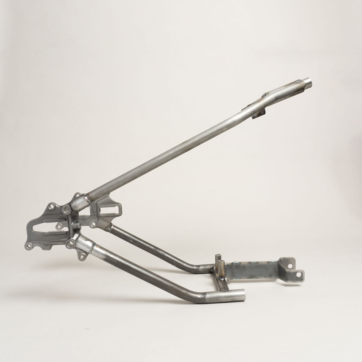 Big Twin Evo Weld-On Hardtail with Cast Axle Plates – Krispy Choppers
