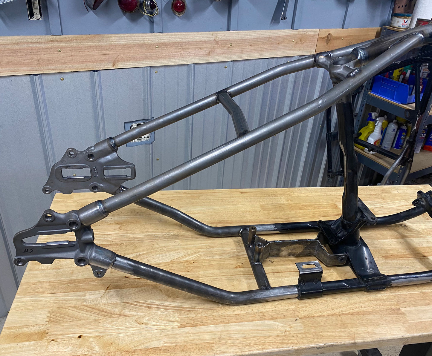 Big Twin Evo Weld-On Hardtail with Cast Axle Plates
