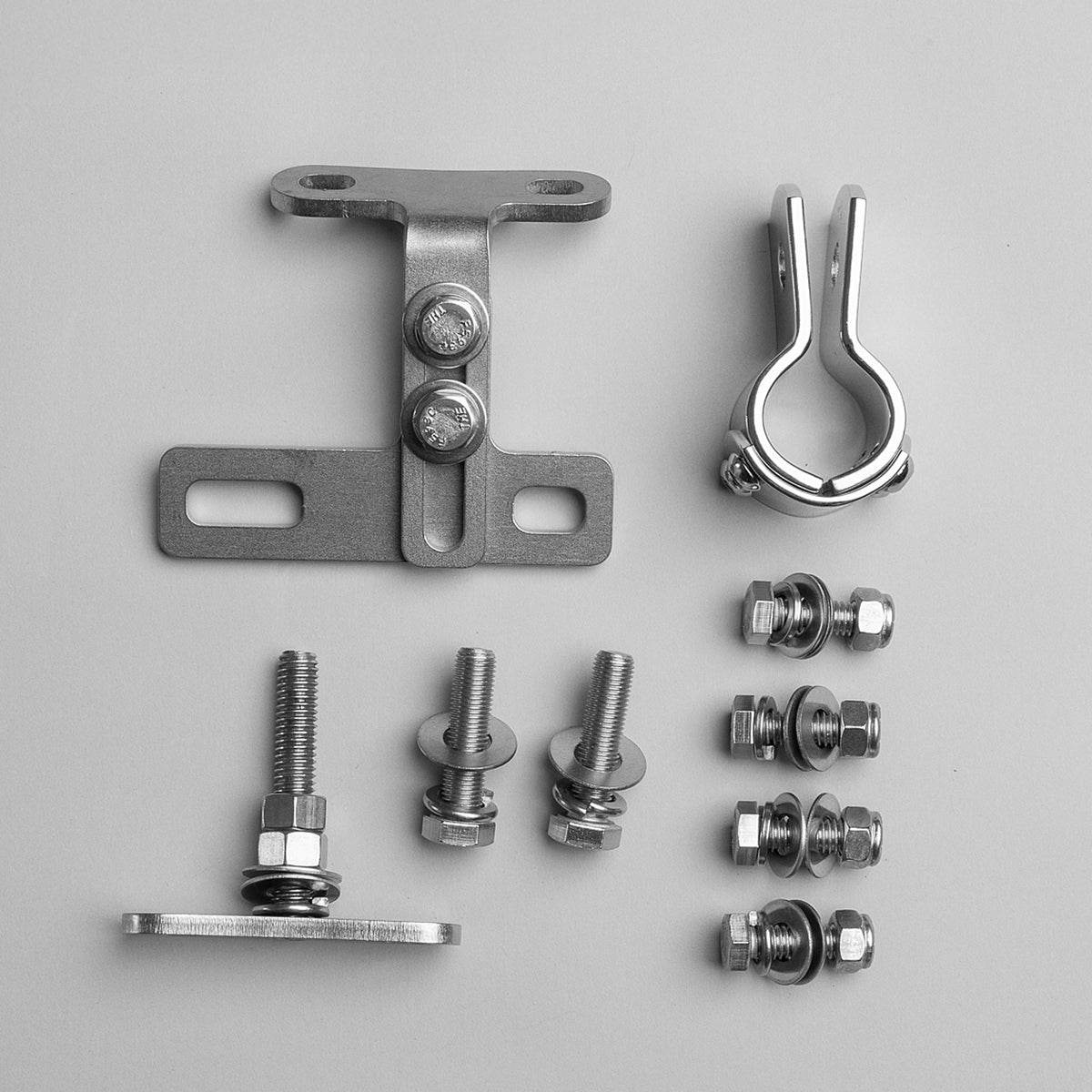 Adjustable Fender Mounting Kit for Riding Big Twin Harley's