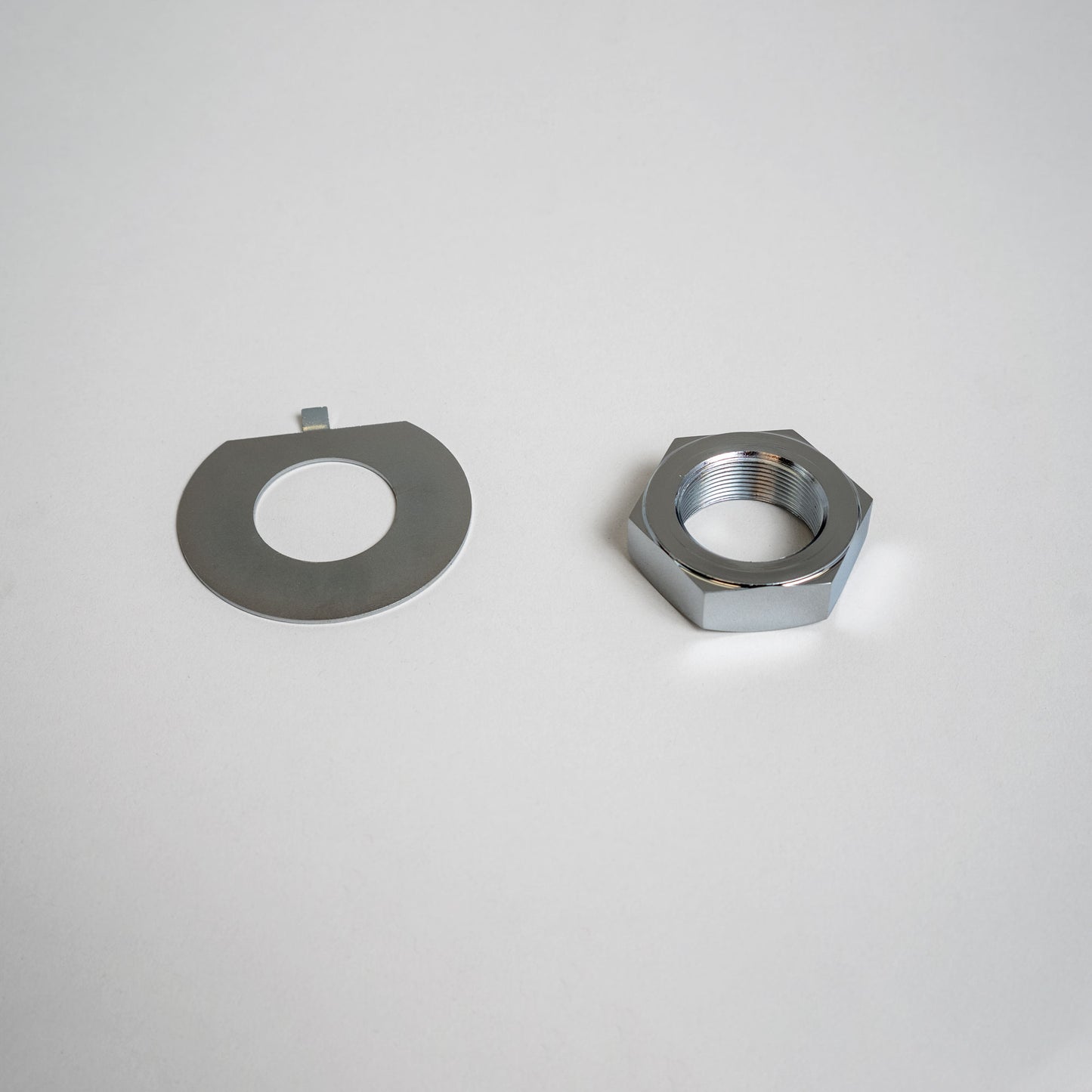 1" Fork Stem Nut & Lock Washer Kit '60-'99