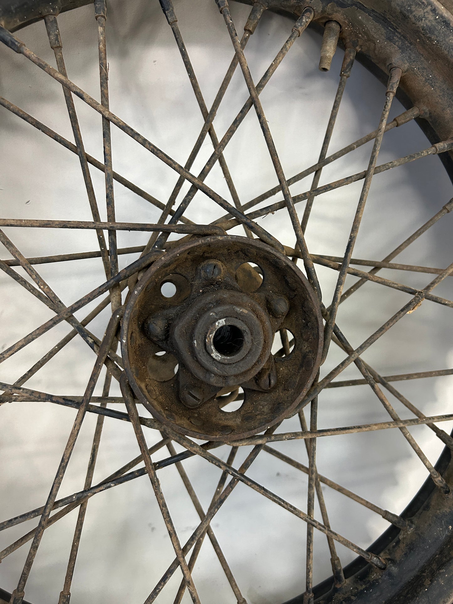 18" Star Hub Black Kelsey Hayes Wheel