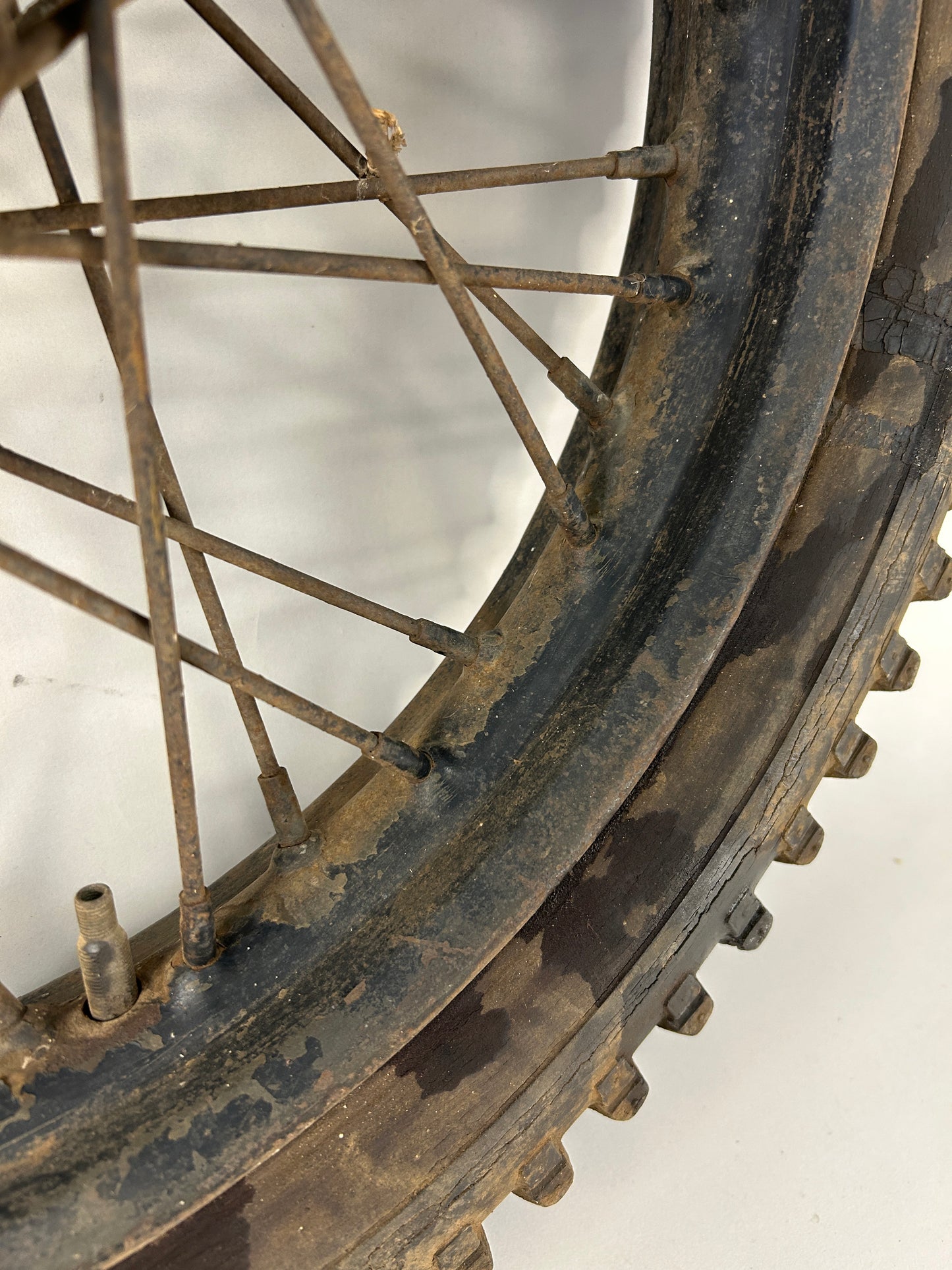 18" Star Hub Black Kelsey Hayes Wheel