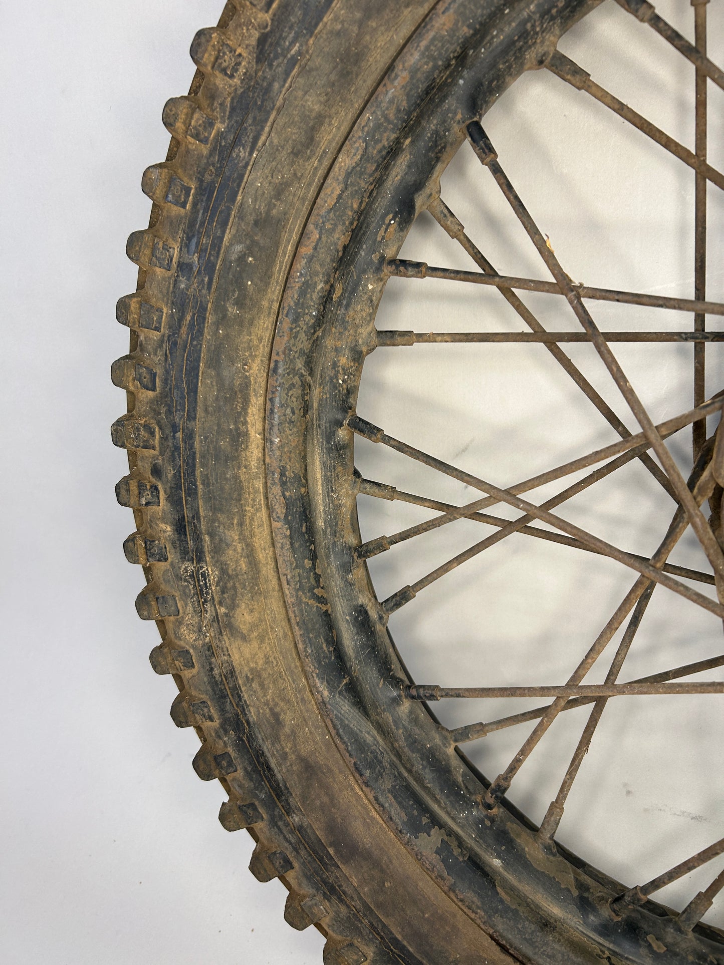 18" Star Hub Black Kelsey Hayes Wheel