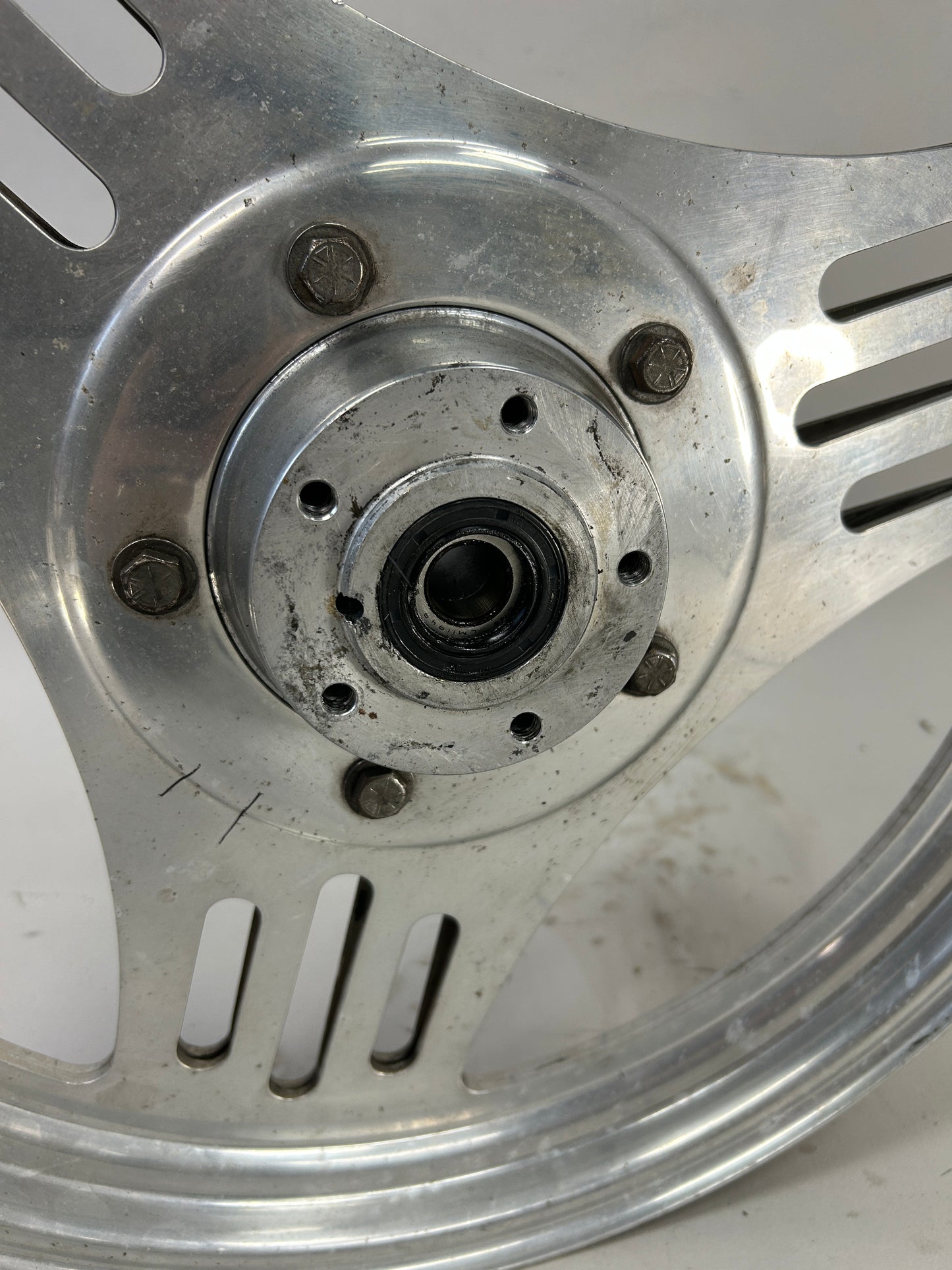 19" CCI Chicane Front Wheel - Needs Work