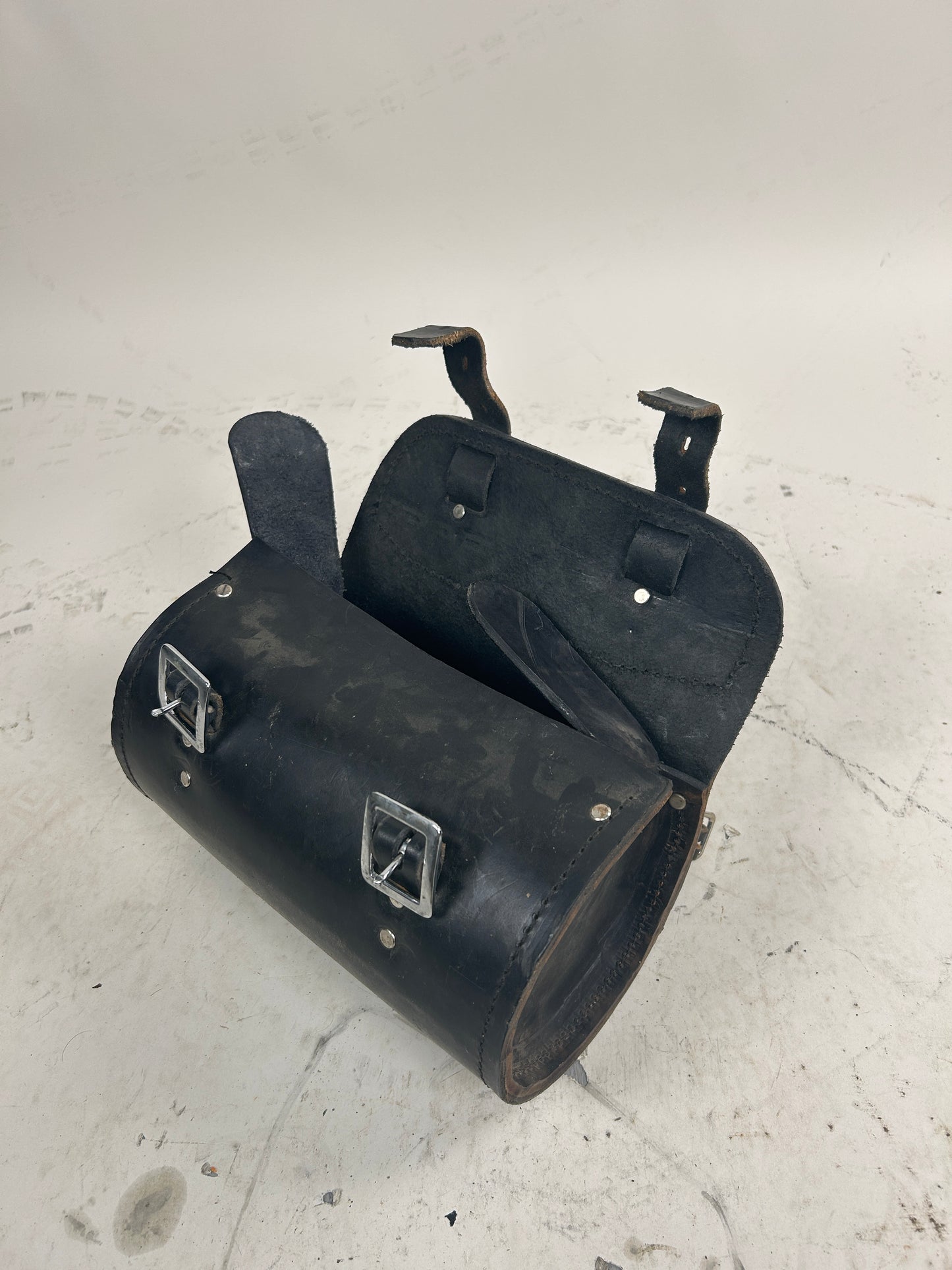 Vintage Round Leather Bag