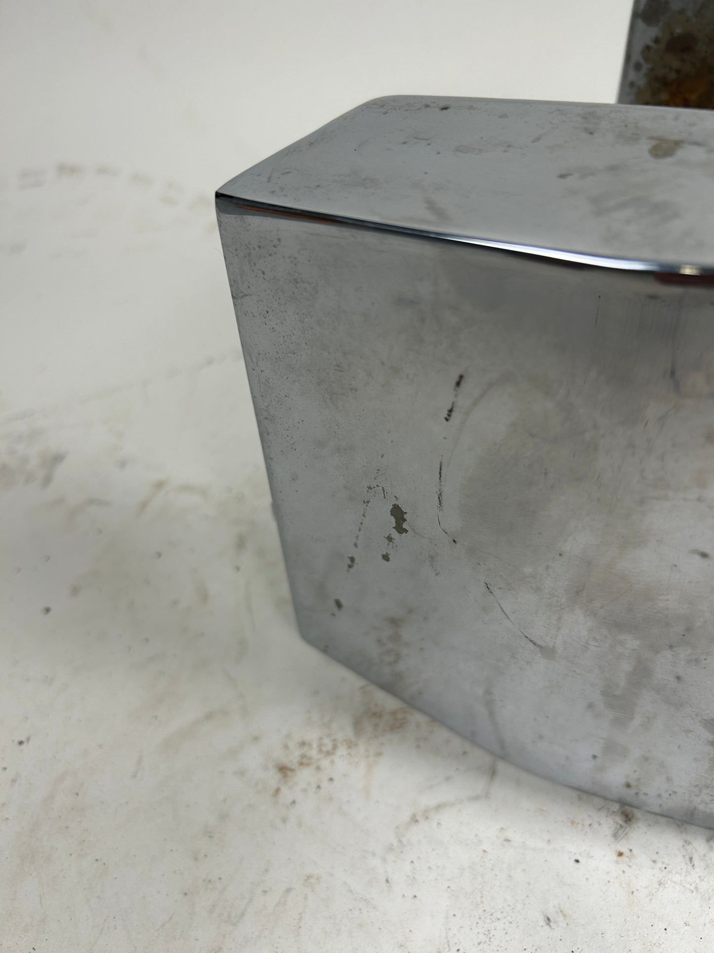 Aftermarket Chrome Horseshoe Oil Tank