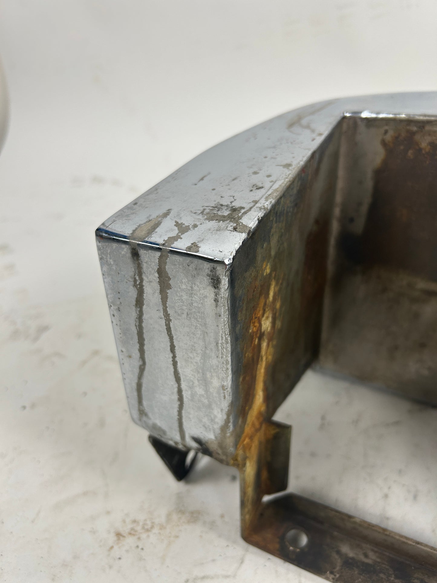 Aftermarket Chrome Horseshoe Oil Tank