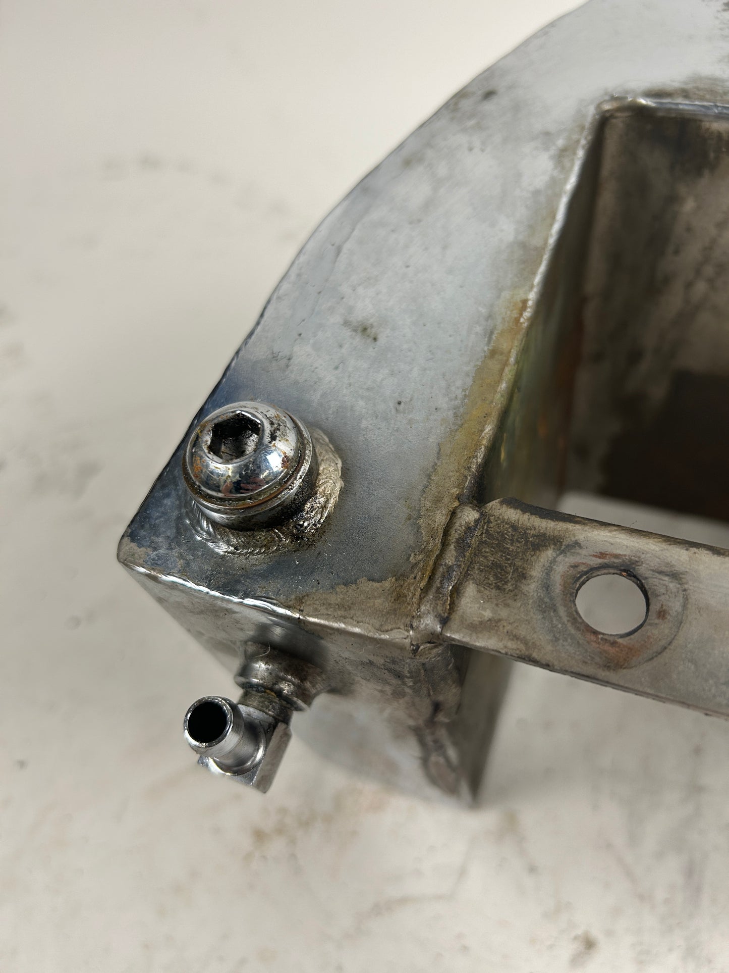 Aftermarket Chrome Horseshoe Oil Tank