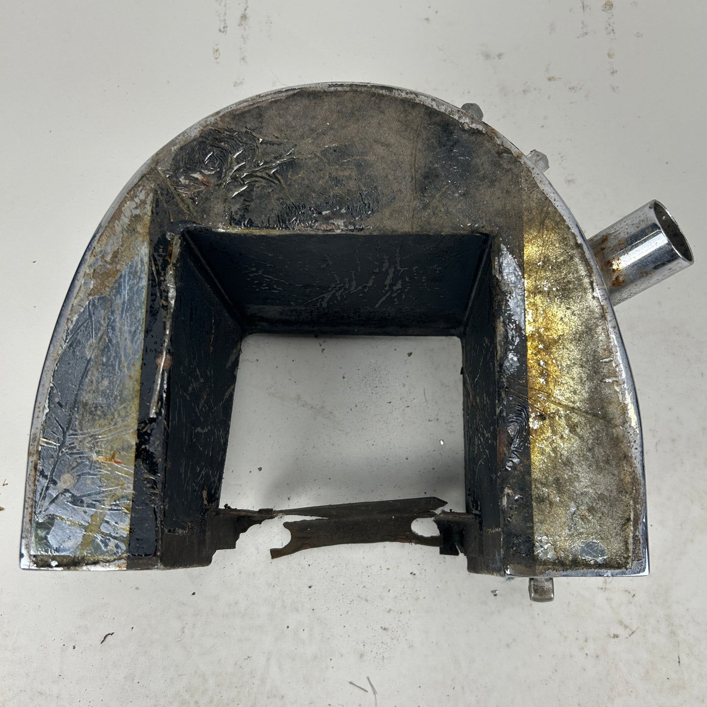 Crusty Aftermarket Horseshoe Style Oil Tank