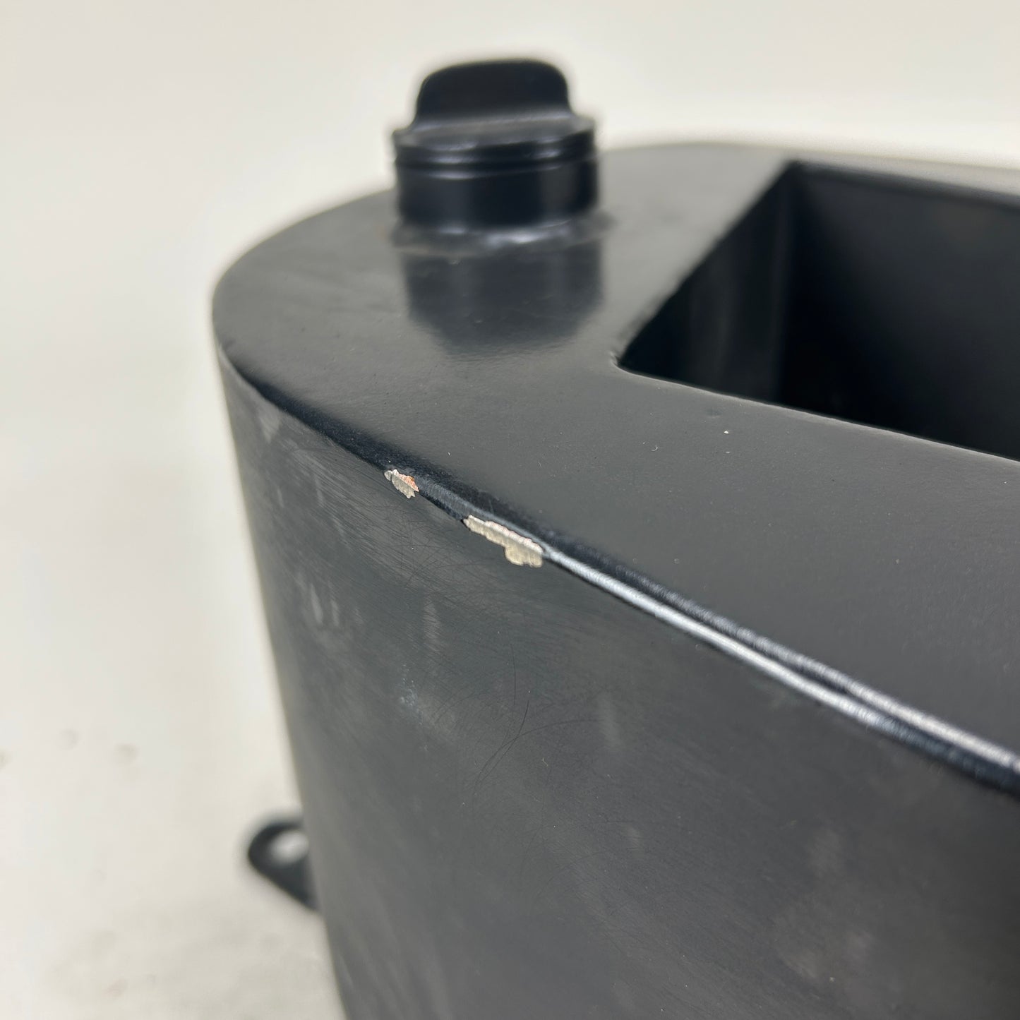 Black Horseshoe Oil Tank - Short