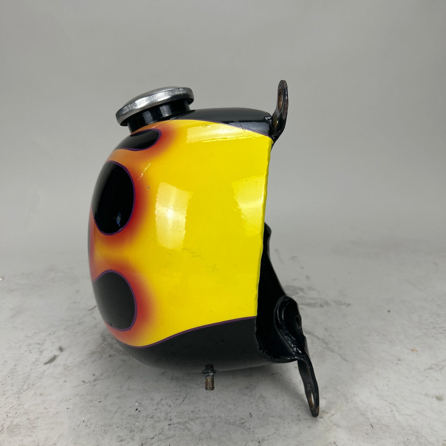 3.5 Gallon Shovelhead Split Tanks w/ Flames