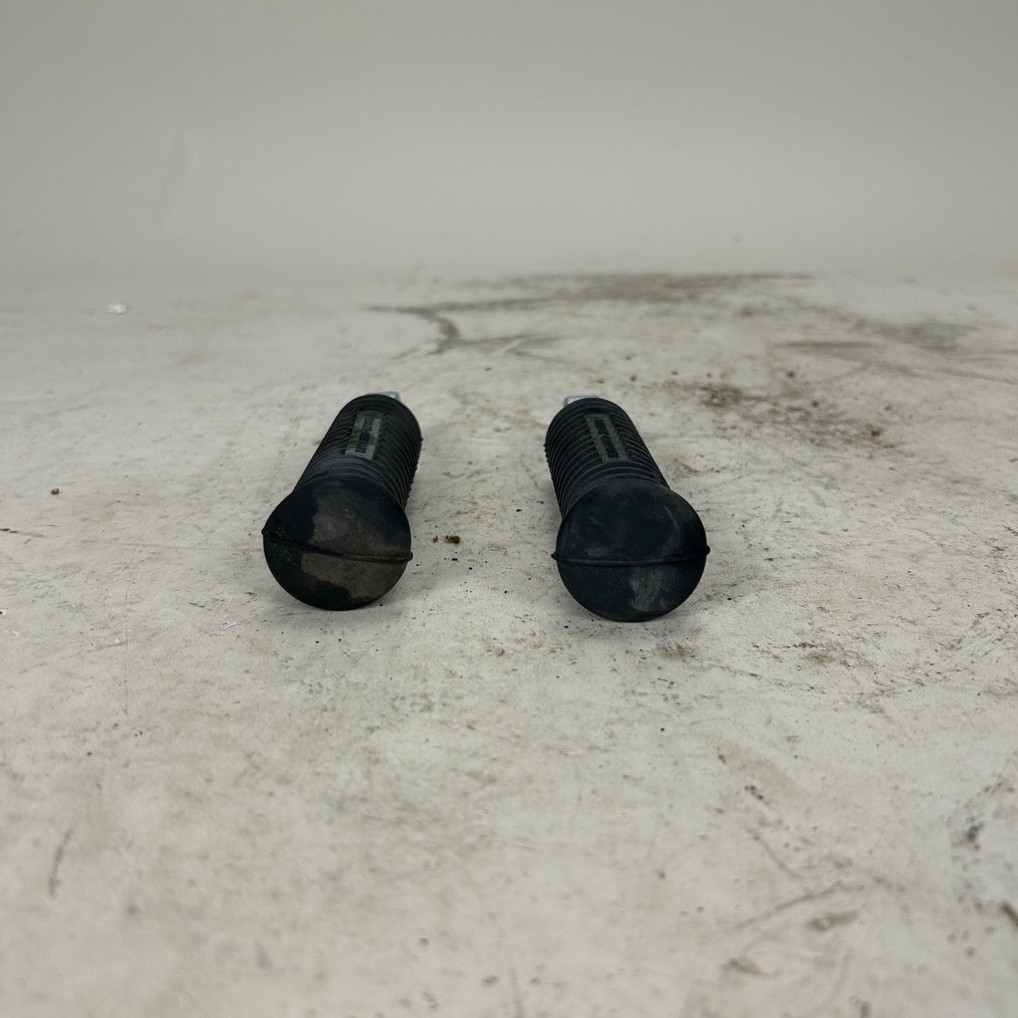 Harley Davidson OEM Rubber Footpegs