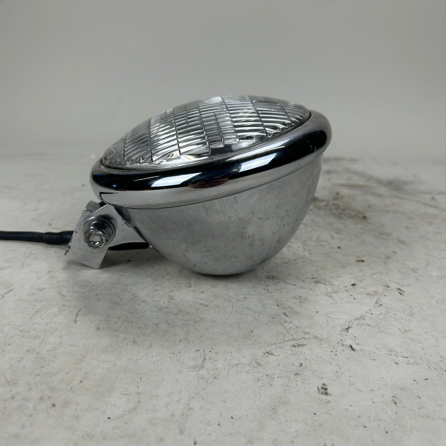 5 3/4" Beck Headlight