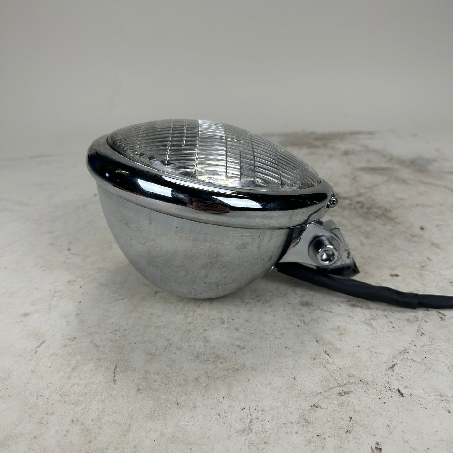 5 3/4" Beck Headlight