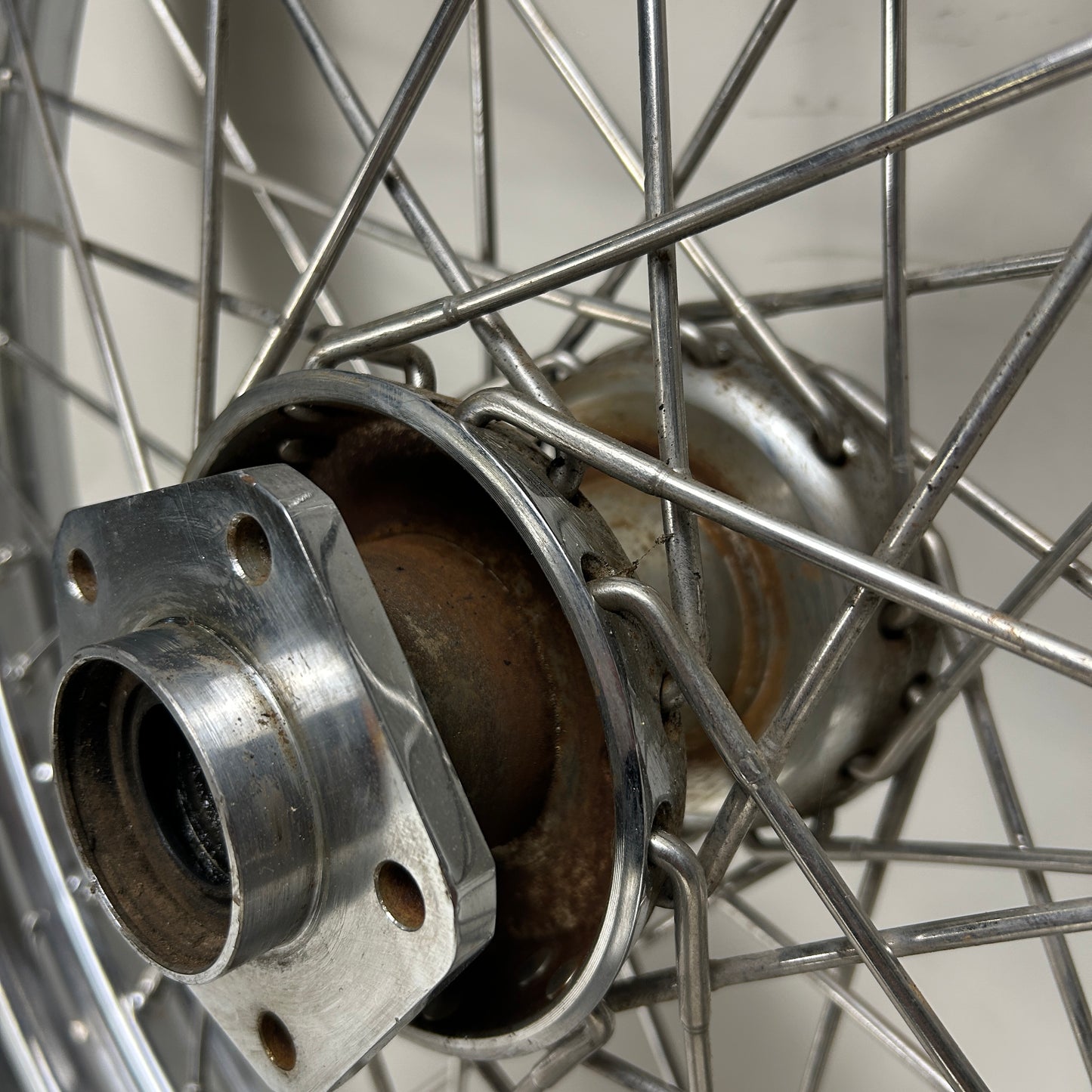21" Wide Glide Wheel w/ Speedmaster Tire