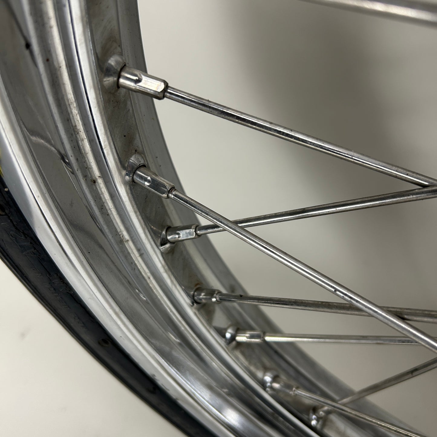 21" Wide Glide Wheel w/ Speedmaster Tire