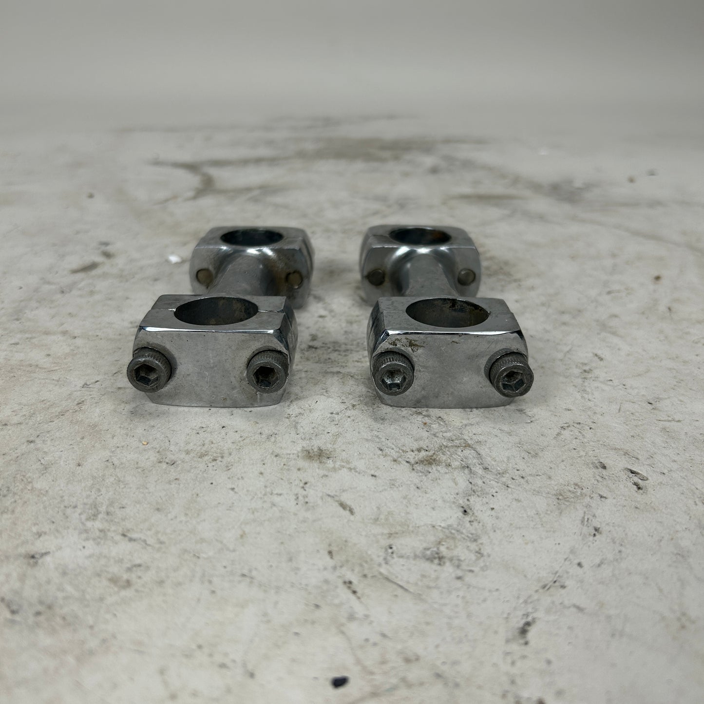 Vintage Paughco 3" Dog Bone Risers
