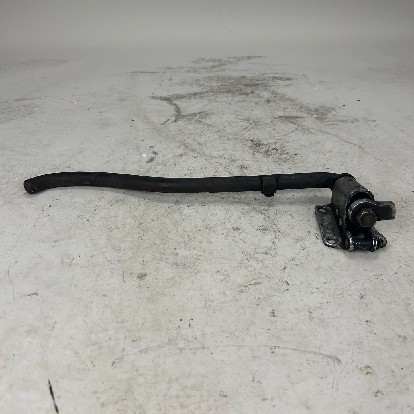 Knucklehead Kickstand
