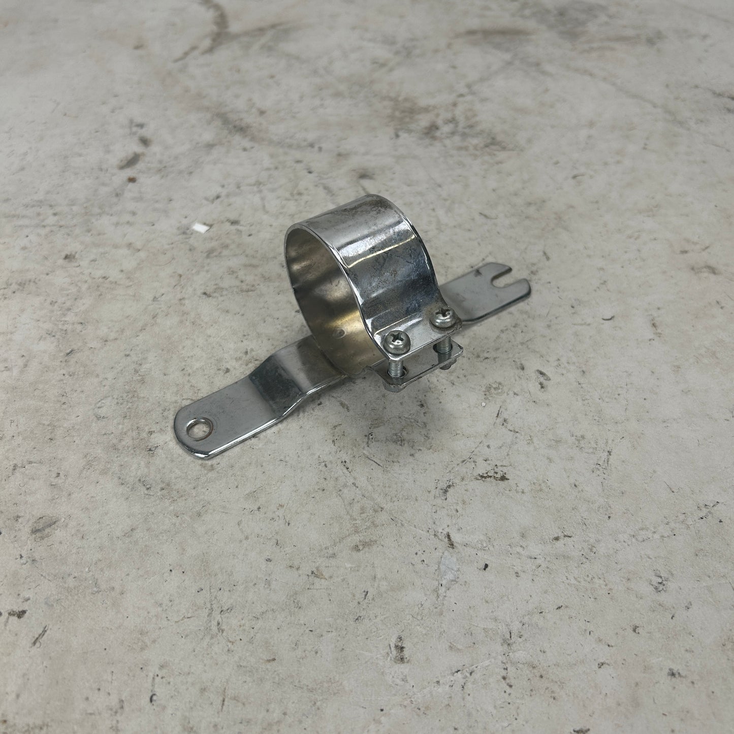 Chrome Round Coil Mount