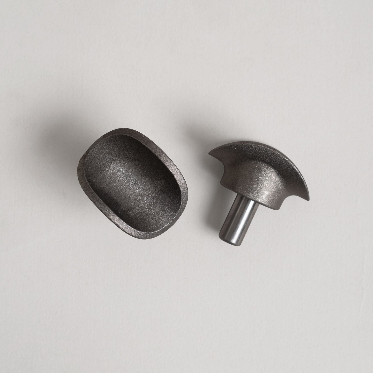 Cast Solo Seat Spring Perch Set