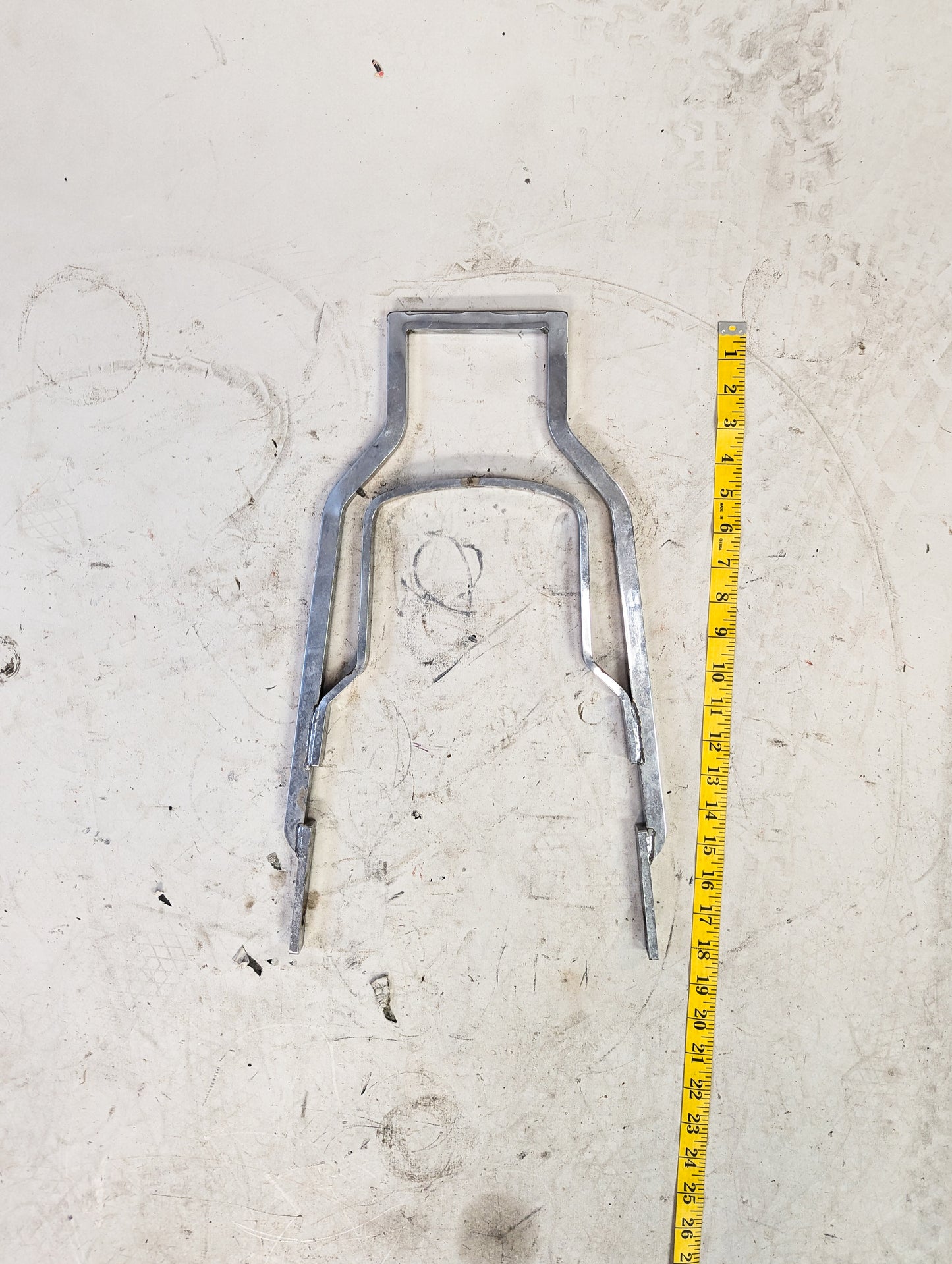 Old Shorty Square Top Sissy Bar