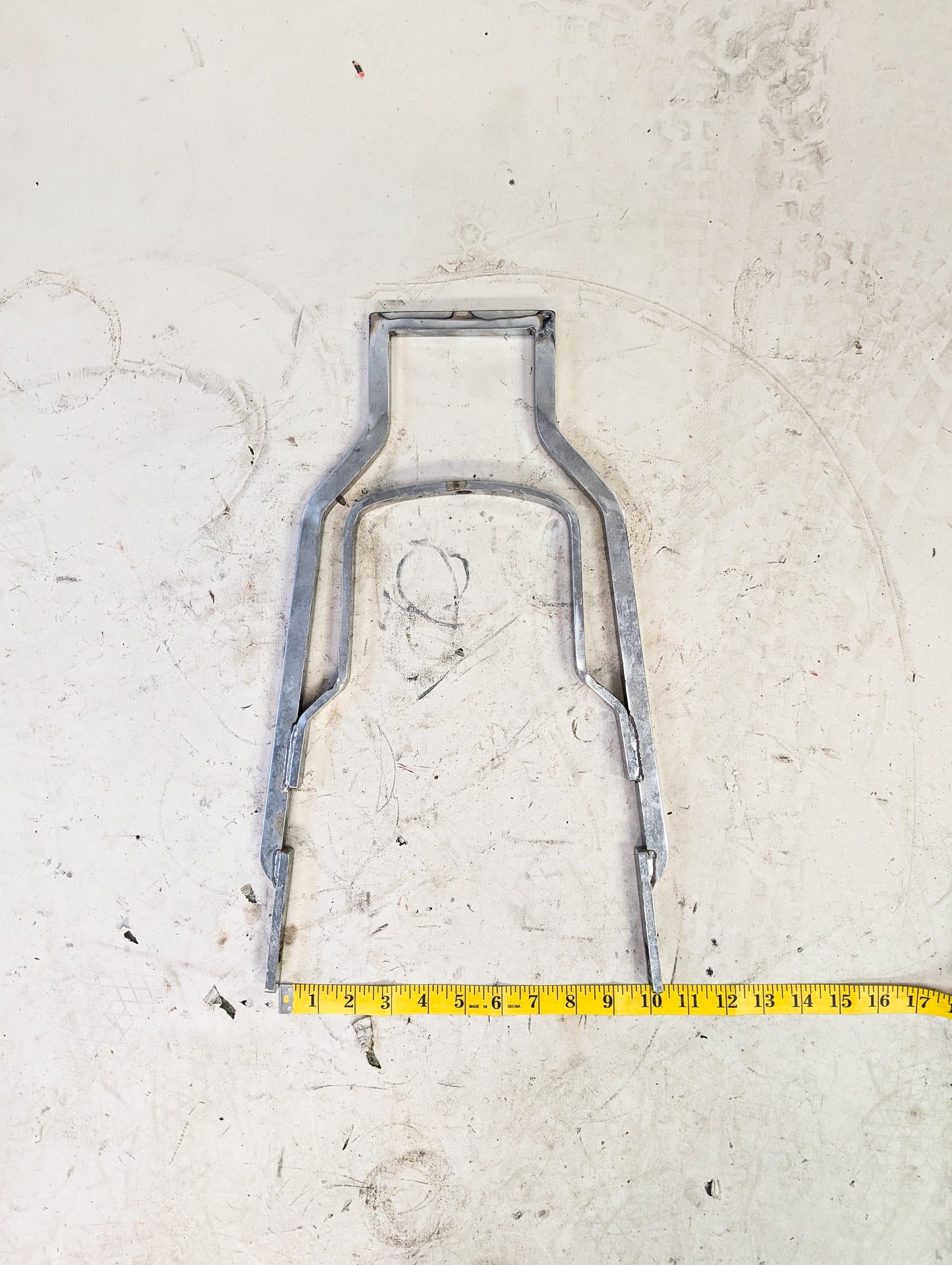 Old Shorty Square Top Sissy Bar