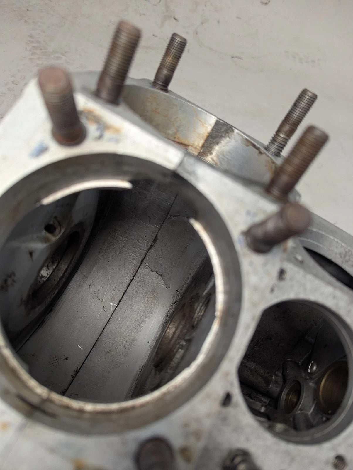 Titled 1977 OEM Harley Shovelhead Engine Cases FLH FX Big Twin 74"