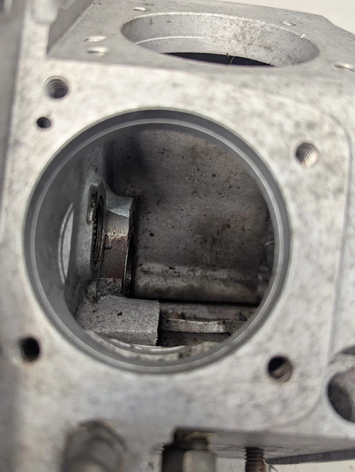 Titled 1977 OEM Harley Shovelhead Engine Cases FLH FX Big Twin 74"