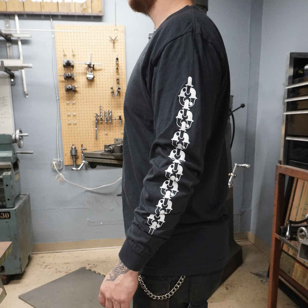 Ying Yang Chain Long Sleeve Tee - Black