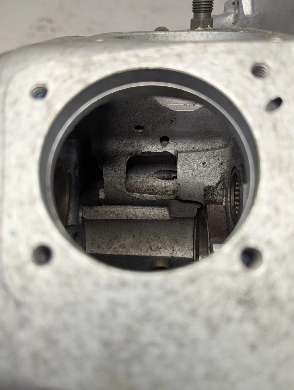 Titled 1977 OEM Harley Shovelhead Engine Cases FLH FX Big Twin 74"