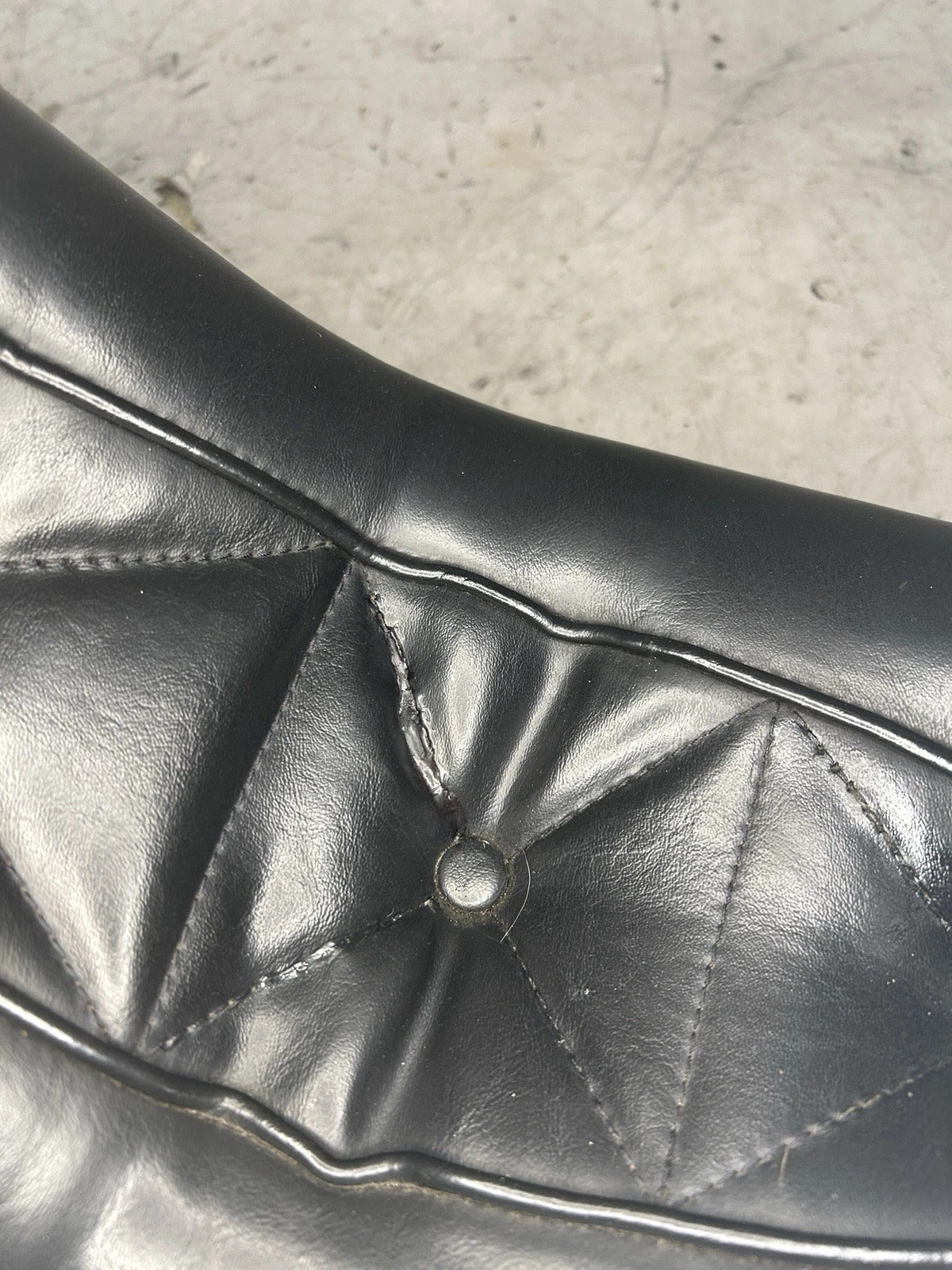 Harley Davidson Drag Specialties Chopper Seat