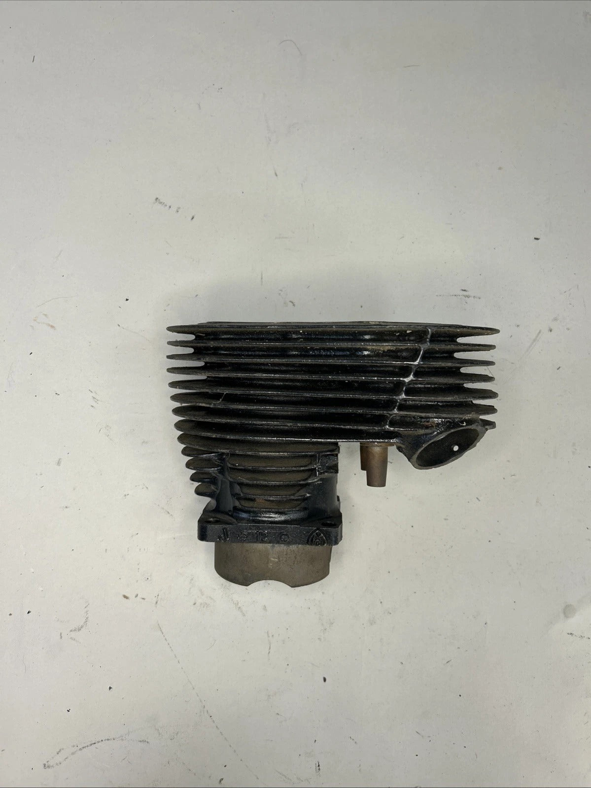 Harley UL 80" 13 Fin OEM Front & Rear Cylinder Pair